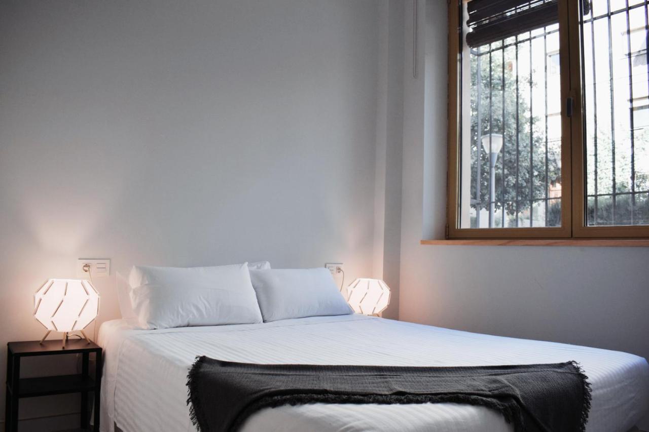 Apartamentos Del Paseo Гранада Экстерьер фото
